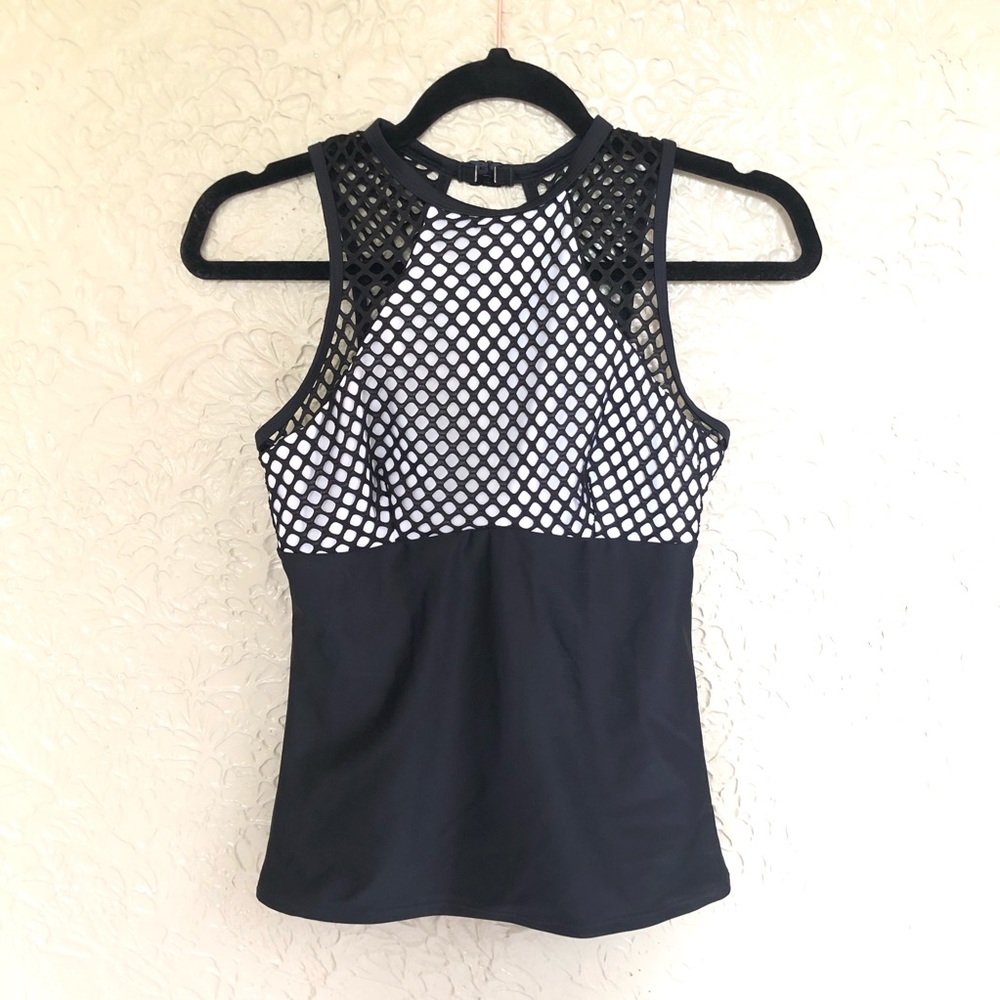 Piha Women’s Takini Black Tops Size 6